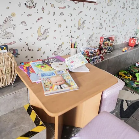 Bed & Breakfast Lawendowy Dworek