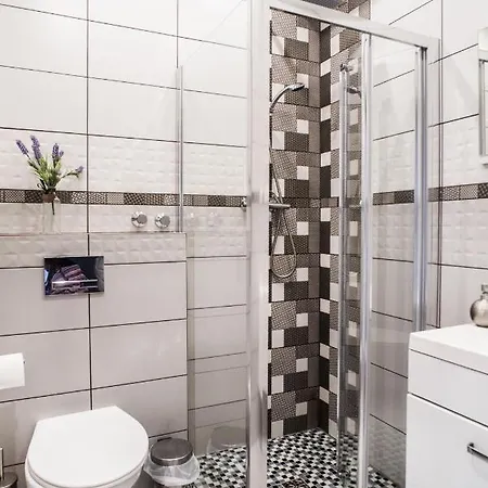 Lawendowy Dworek Bed & Breakfast