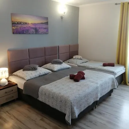 Lawendowy Dworek 4*
