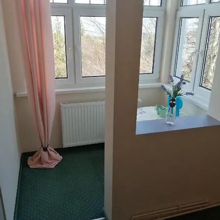 Alojamento de Acomodação e Pequeno-almoço Lawendowy Dworek Karpacz