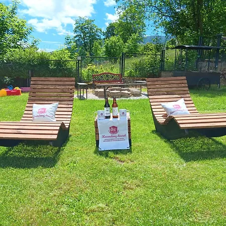 Bed & Breakfast Lawendowy Dworek 3*