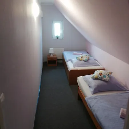 Bed & Breakfast Lawendowy Dworek Karpacz