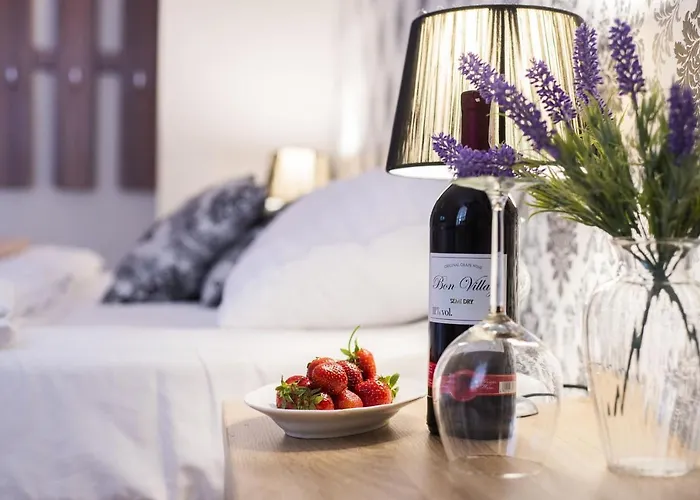 Lawendowy Dworek Bed and breakfast 3*