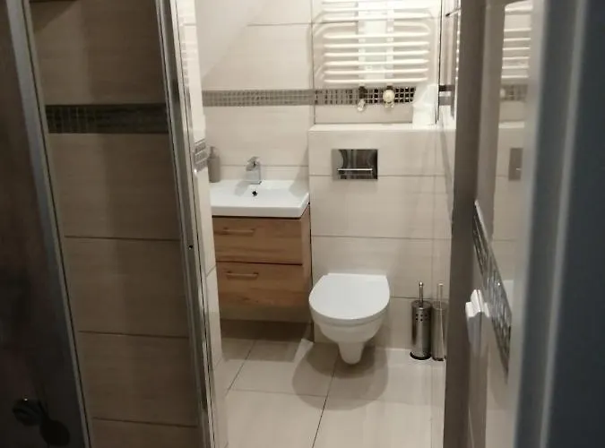 Bed & Breakfast Lawendowy Dworek 3*