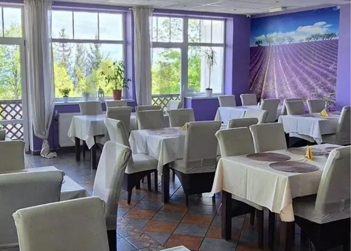 Bed and breakfast Lawendowy Dworek 3*