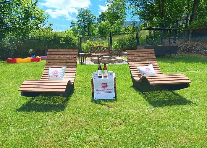 Bed & Breakfast Lawendowy Dworek 3*