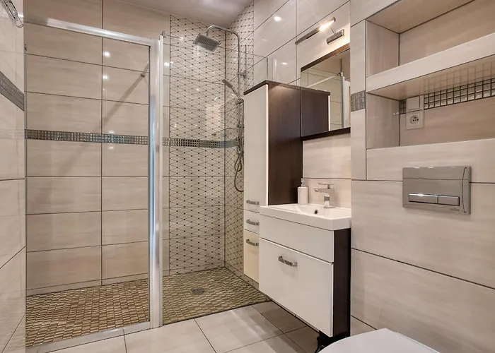 Lawendowy Dworek Bed and breakfast