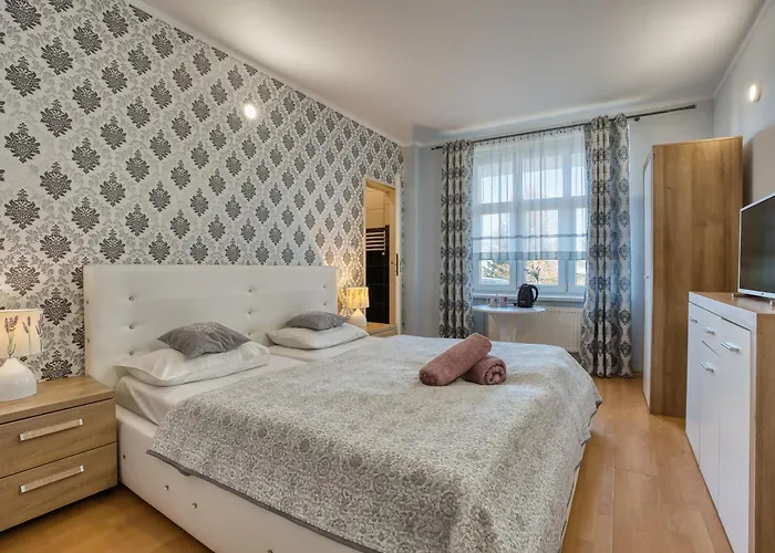 Lawendowy Dworek Bed and breakfast 3*
